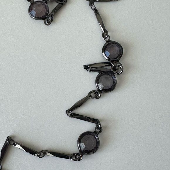 Elegant Purple Gemstone Necklace - Picture 4 of 5